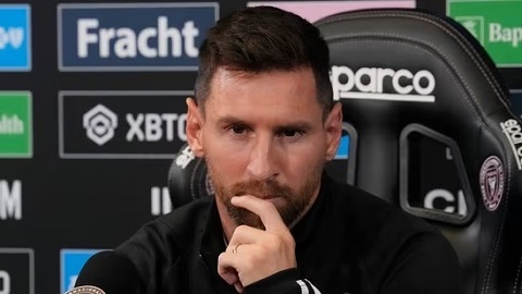 Messi ngỡ ngàng trước câu hỏi dõng dạc của fan nhí